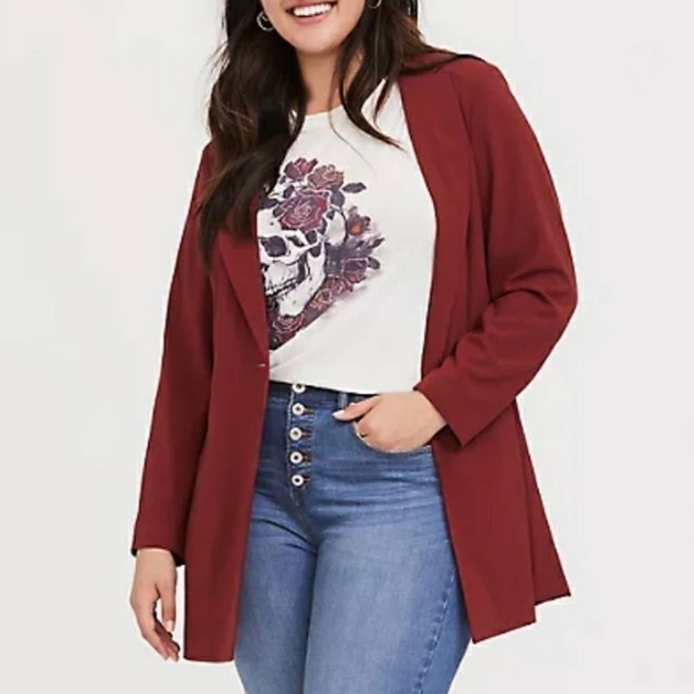 Torrid DARK RED CREPE LONGLINE BLAZER Single Button Size 1X